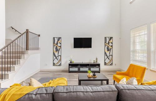 Frisco Apartment | Stylish Living in Vibrant Frisco