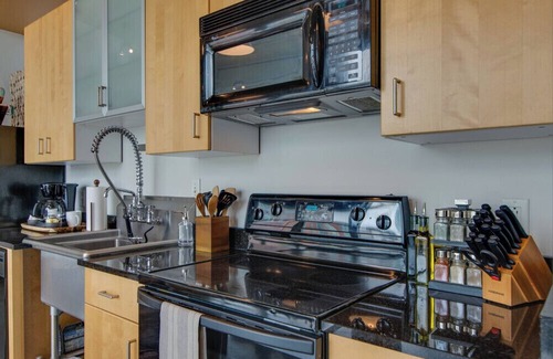 Edgehill Apartment | Stylish Loft Near Downtown Nashville!