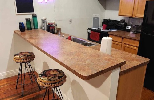 Detroit Apartment | Stylish Loft with Modern Amenities in Detroit