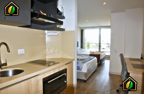 Chapinero Apartment | Stylish Loft with Pool, Sauna & Gym 24x7, Near Zona G