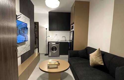 Amman Apartment | Stylish Luxe Apartment Fr 0003