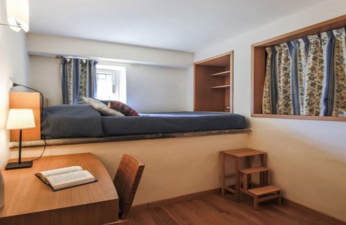 Oltrarno Apartment | STYLISH LUXURIOUS WITH UNIQUE GARDEN&SWIMMING POOL IN THE VERY HEART OF FLORENCE