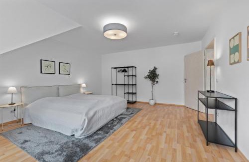 Offenbach am Main Apartment | Stylish Maisonette - Near Frankfurt & Airport!