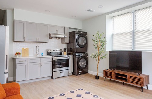 East Passyunk Crossing Apartment | Stylish Minimalist Stay in City Center