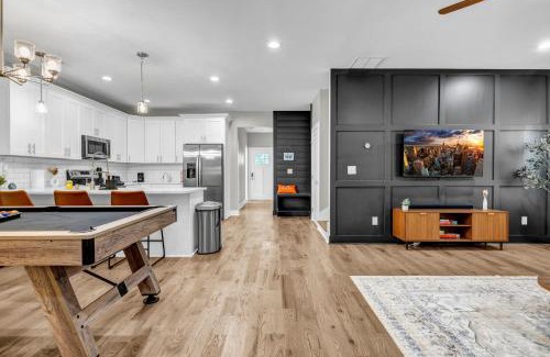 Atlanta House | Stylish Modern Boho 4BR Home Near Downtown ATL