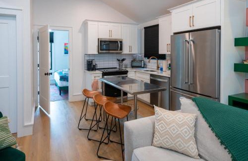 12 South House | Stylish Modern Bungalow in Nashville's 12 South