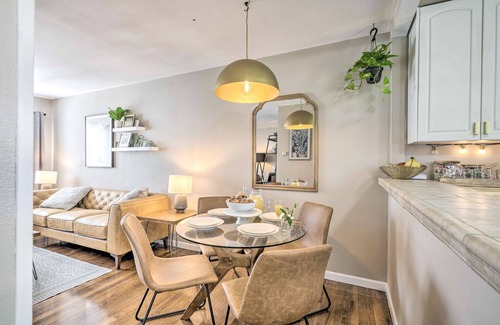 Magnolia Park House | Stylish & Modern Burbank Gem w/Private Yard!