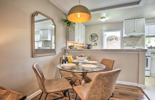 Magnolia Park House | Stylish & Modern Burbank Gem w/Private Yard!