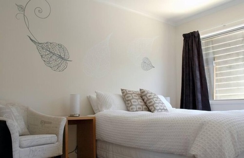Lake Okareka House | Stylish + Modern - Lake Okareka