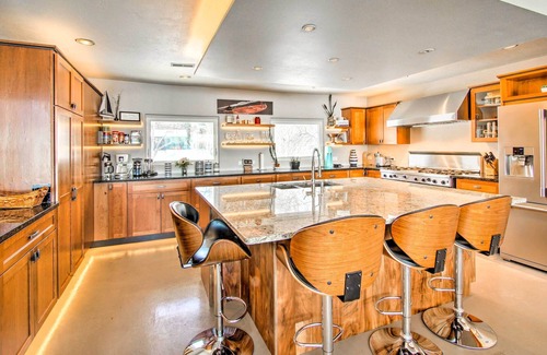 Monona House | Stylish Monona Home: 2 Blocks to Drink & Dine