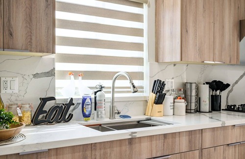 West Covina House | Stylish New Home Bright, Modern & Fully Stocked