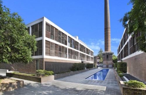 Randwick Apartment | Stylish parkside retreat