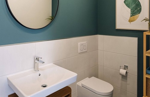 Altstadt I Apartment | 🏡 Stylish Penthouse Apt with Rooftop Terrace near River Ruhr & Central Station