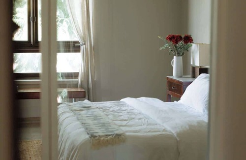 West Hollywood Bed & Breakfast | Stylish Penthouse in West Hollywood