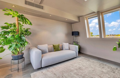 Angel Apartment | Stylish Penthouse Apartment