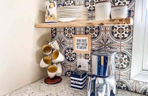 Colorado Springs Apartment | ★Stylish★ remodeled Apt near IvyWild/Downtown