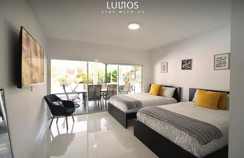 Cutler Bay House | Stylish Retreat Heated Pool Basketball Game Room L41