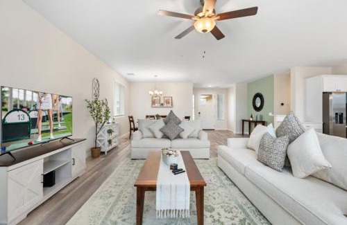 Cottonwood House | Stylish Revival Retreat w Hot Tub and Fire Pit