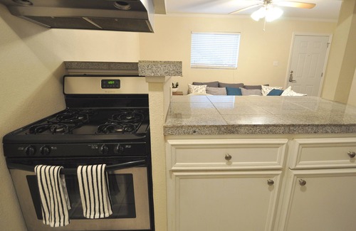 South Lamar Condo | Stylish South Lamar Condo