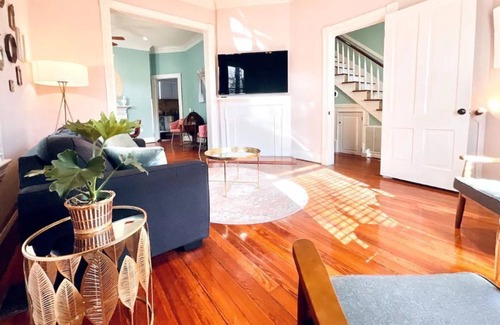 Metropolitan House | Stylish, Spacious Starland Victorian Home.