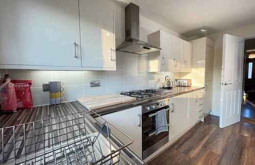 Salford House | Stylish Stay in Vibrant Salford, Manchester!