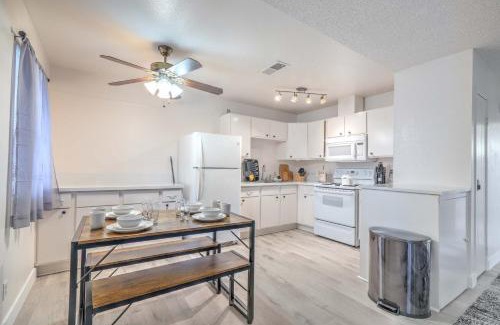Las Vegas House | Stylish Stay Near Vegas Strip Sleeps 6