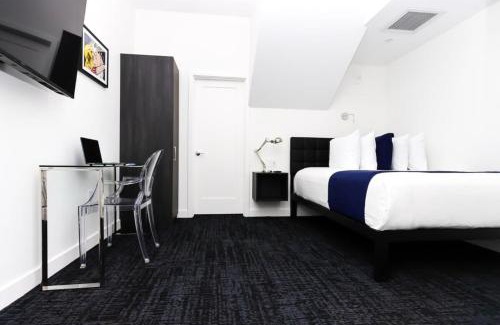 Fenway–Kenmore Apartment | Stylish Studio in Historic Boston - Unit #405