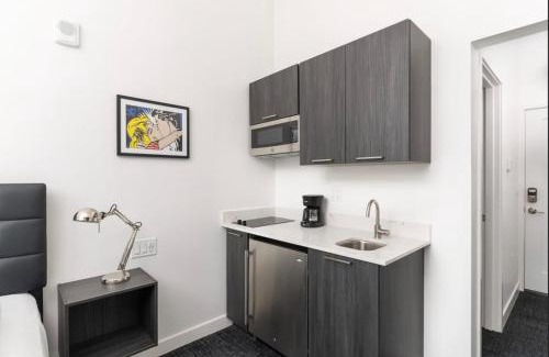 Fenway–Kenmore Apartment | Stylish Studio in Historic Boston - #206