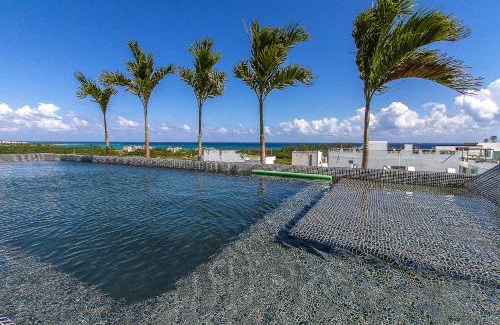 Luis Donaldo Colosio Apartment | Stylish studio on the 5th Ave of Playa del Carmen