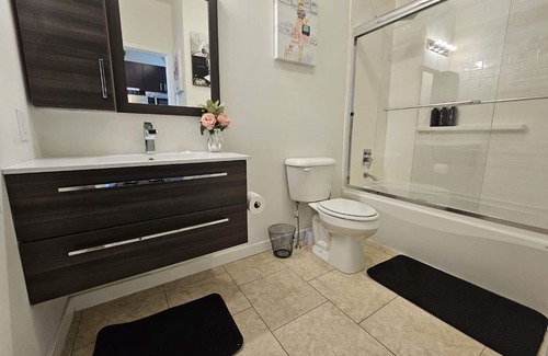 North Philadelphia East Apartment | Stylish Studio w/Patio by Italian Market