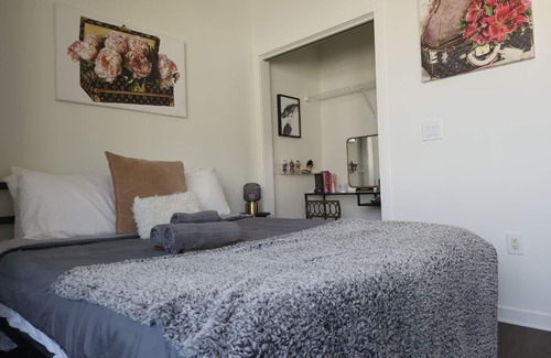 North Philadelphia East Apartment | Stylish Studio w/Patio by Italian Market