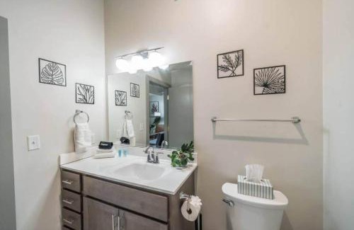 Downtown Louisville Apartment | Stylish Studio with Free Parking Near Medical District