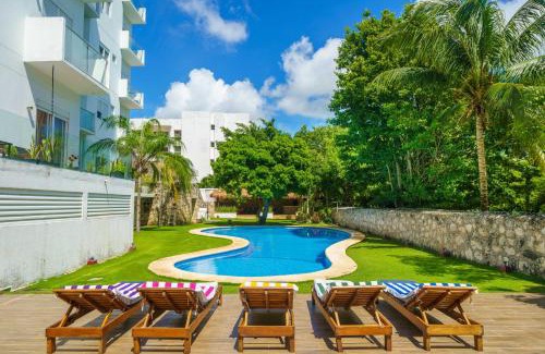 Downtown Cancun Apartment | Stylish Three-Bedroom Condo w/Pool