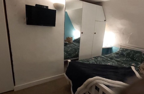 Bury St Edmunds House | Stylish Town House in Medieval Grid