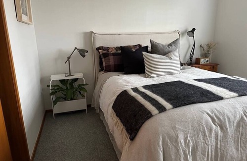 Havelock North House | Stylish Townhouse