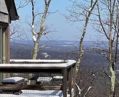 Village at Camelback Villa | Stylish Townhouse Steps to Ski Mtn & Waterpark