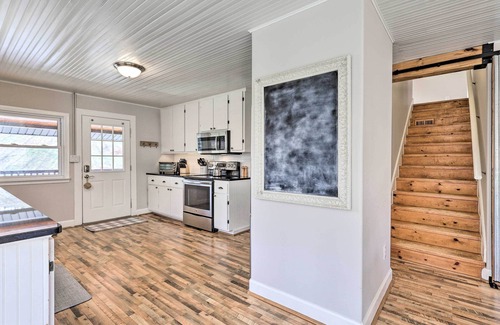 Vilas House | Stylish Vilas Hideaway: Hike, Ski & Explore!
