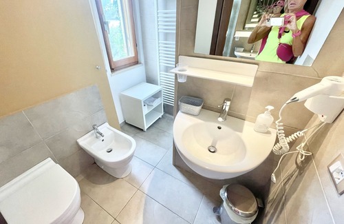 Pietrauta Villa | stylish villa near Bevagna and Montefalco with sensational views and sleeps 14