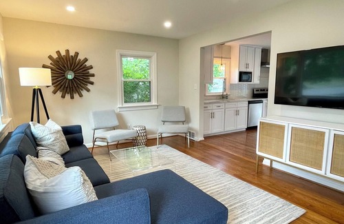 Three Chopt House | Stylish Westhampton Abode