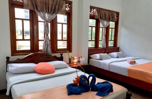 Nallathanniya Hotel | Subash Hotel