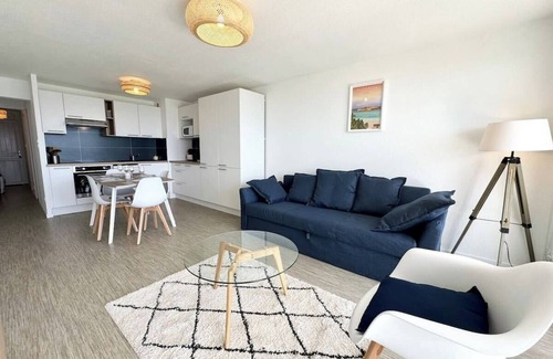 Guidel Apartment | Sublime T2 refait à neuf - Vue mer 180° - Piscine