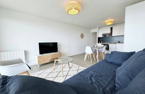 Guidel Apartment | Sublime T2 refait à neuf - Vue mer 180° - Piscine