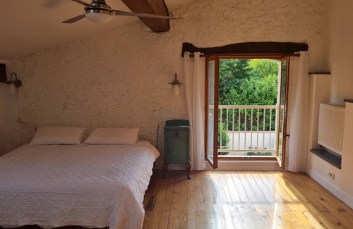 Pech-Luna House | Substantial house with heated pool & stunning views in a picturesque village.
