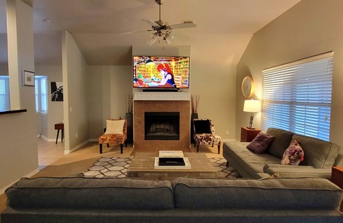 Westbury South House | Suburban home with personality + a great location.