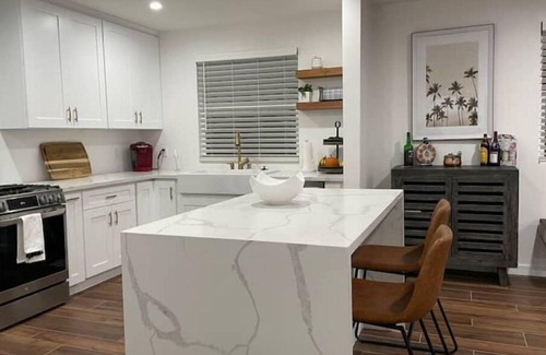 Granada Hills South House | Suburban Oasis