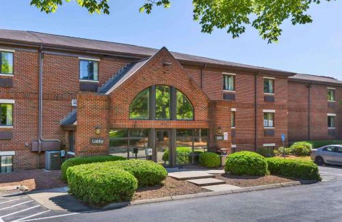 Cary Hotel | Suburban Studios-Cary