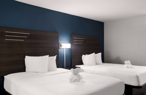 Hinesville Hotel | Suburban Studios Hinesville - Fort Stewart Area