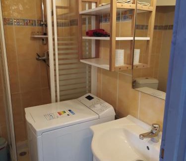 Gallargues-le-Montueux Apartment | SUD ET DETENTE