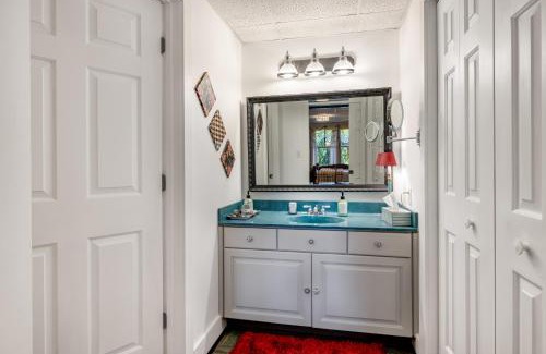 Rambling Ridge House | Sues Mountain Charm Fire Pit Mountain Views
