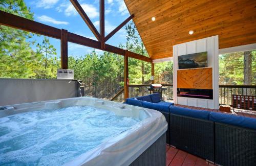 Broken Bow House | Sugar Bear Den Stay for 10